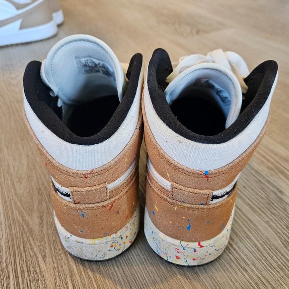 Nike Air Jordan 1 Mid SE Brushstroke 5Y - Picture 5 of 6